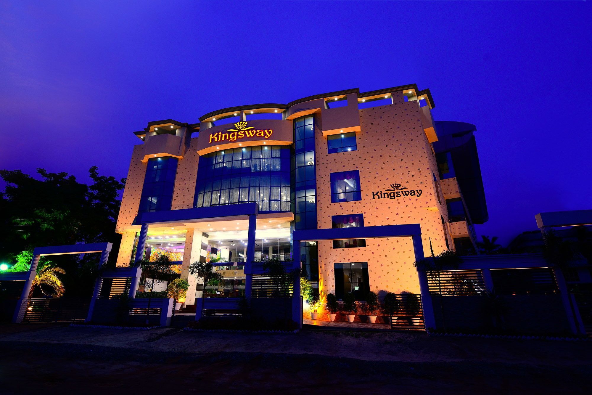 Sps Kings Way Hotel Thiruvananthapuram Exterior photo
