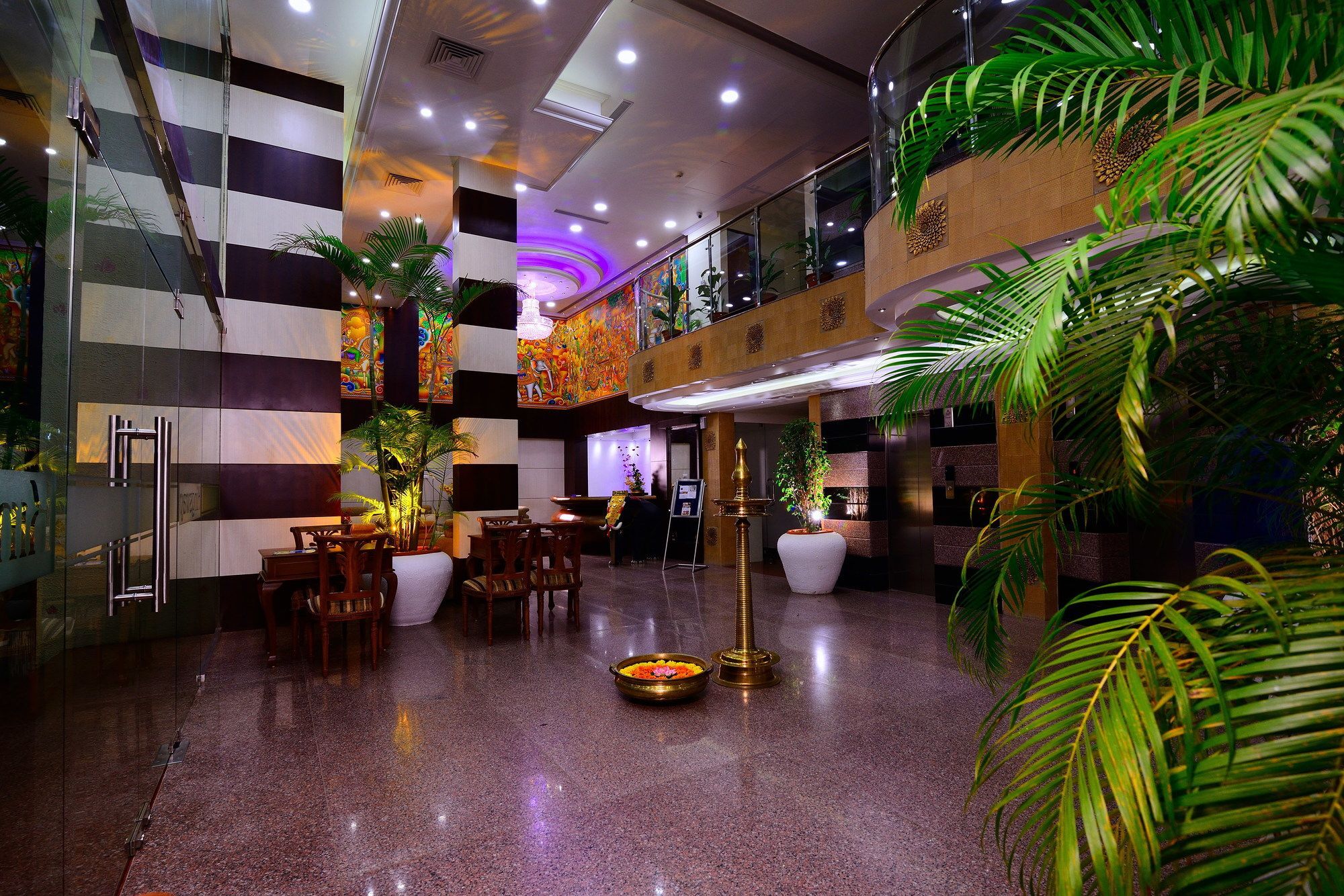 Sps Kings Way Hotel Thiruvananthapuram Exterior photo